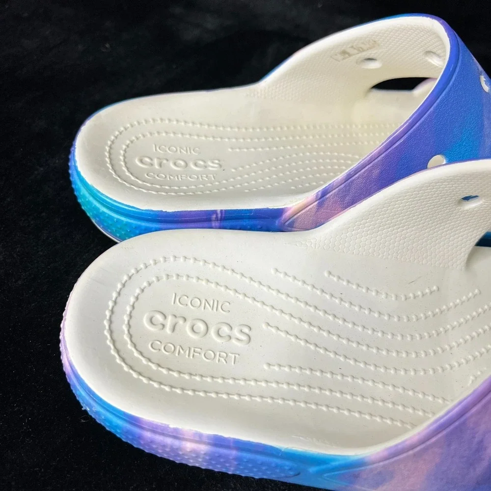 Crocs Classic Out of This World Mens 12 Slip On Sandal Blue Purple Tie Dye Slide
